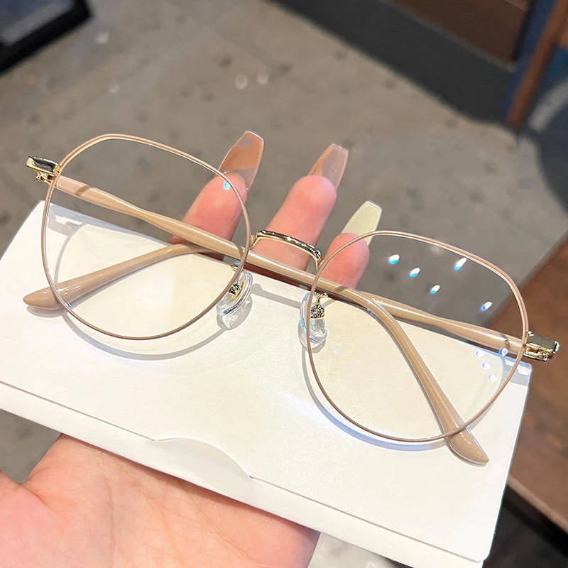 Cecile Glasses – Anti-Blue Light Eyewear